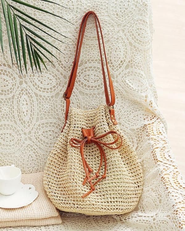 61GnsewG9ML.jpg Mairo Lifestyle Straw Wicker Handmade Boho Summer Beach Drawstring Tote Bag (Beige)