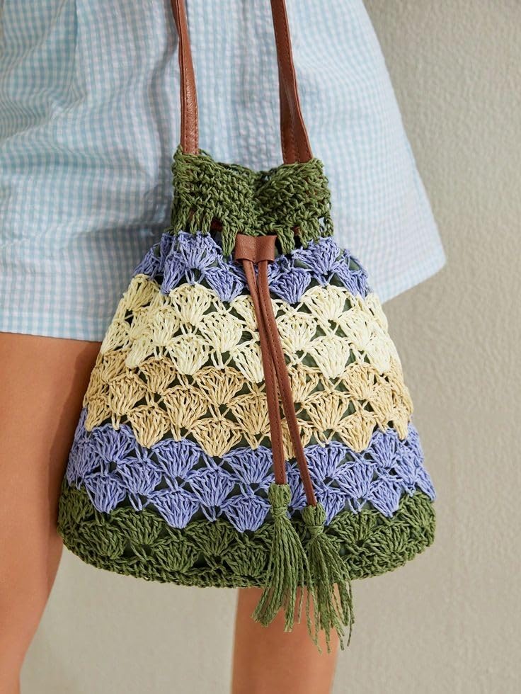 Mairo Lifestyle Straw Wicker Handmade Boho Summer Beach Drawstring Tote Bag (Green Multi)